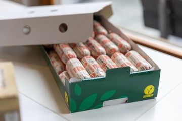 135